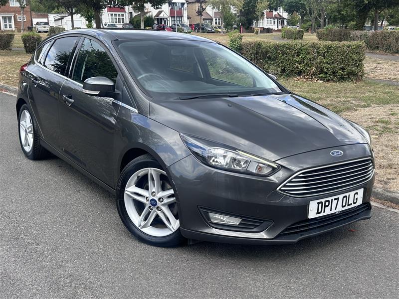 FORD FOCUS 1.0T ECO-BOOST ZETEC EDITION 5DR (NAVIGATION) - Image 1
